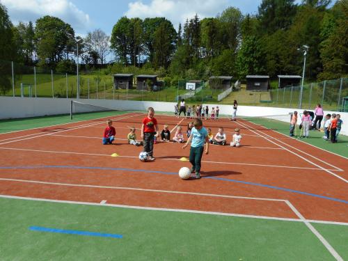 Den dětí v MŠ - sportování na hřišti